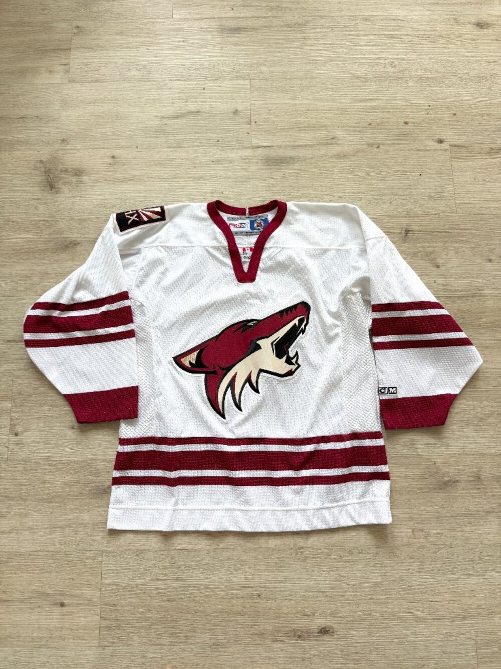 CCM Phoenix Coyotes NHL Hockey Jersey Adult Large White Vintage Made in Canada